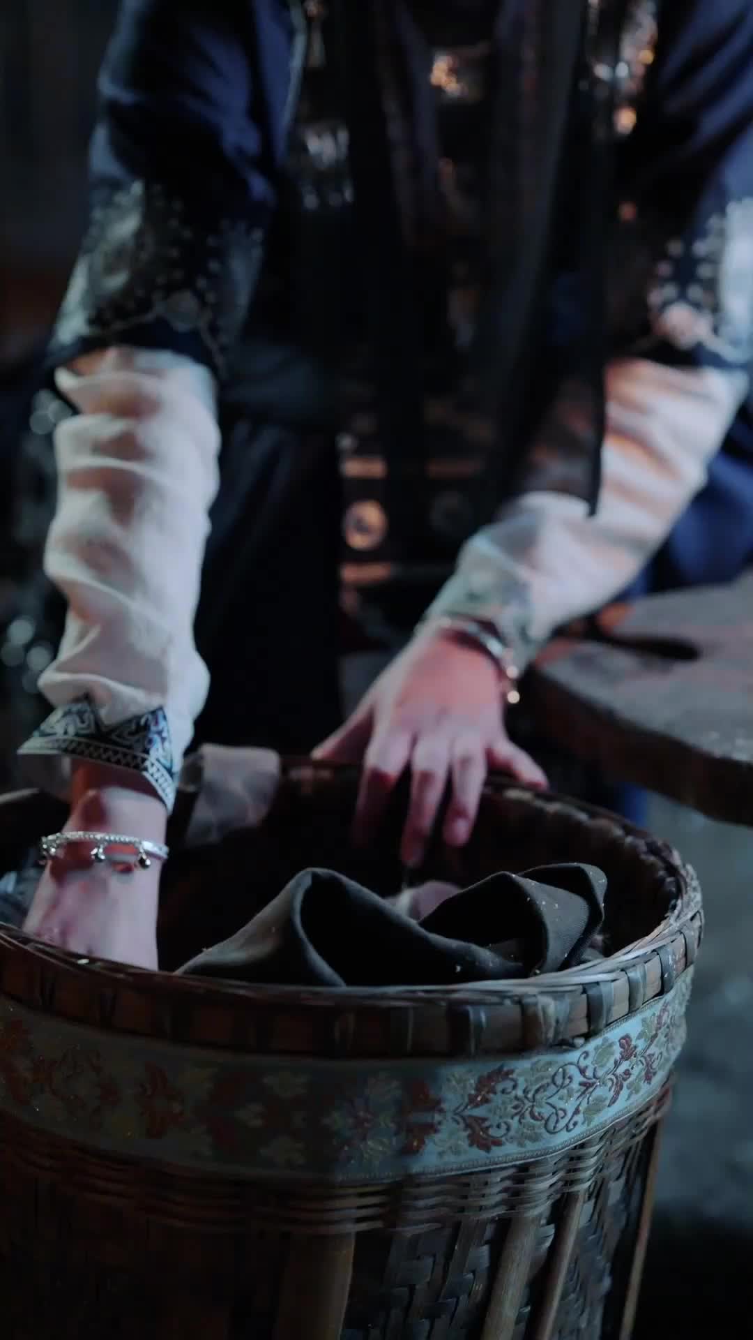 Episódio 1 - Feitiço de Sangue